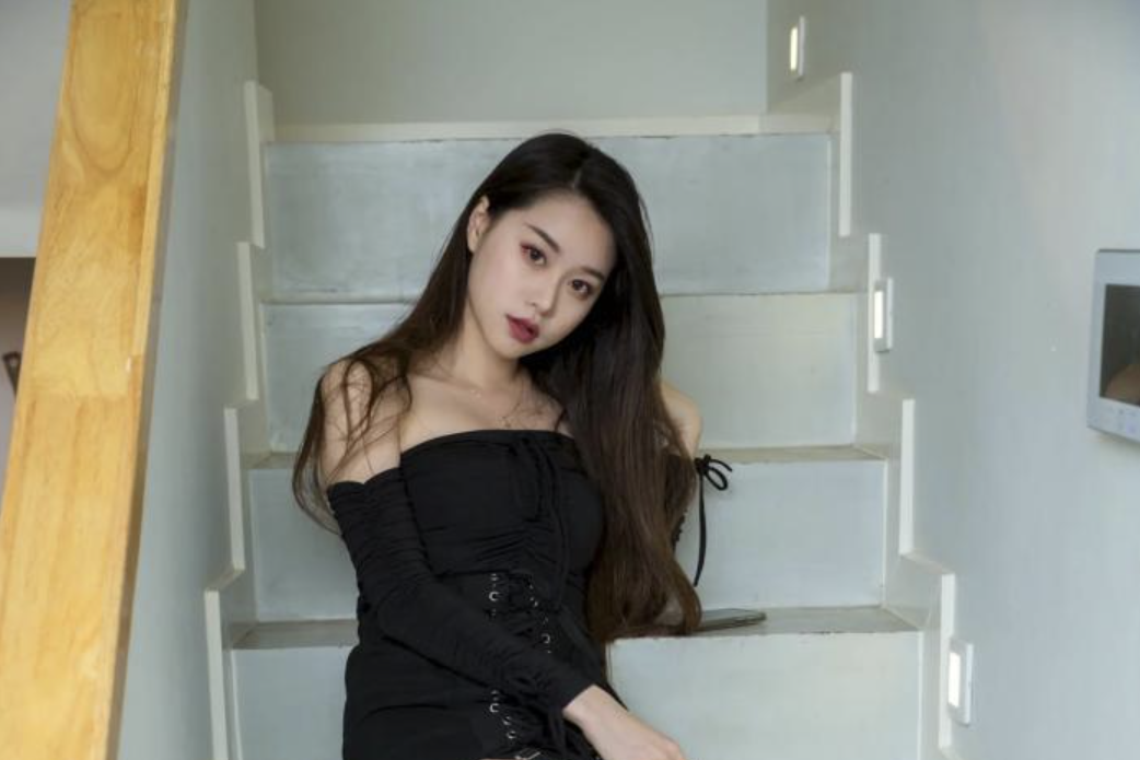 Sia不吃鱼 – 最新微密圈资源合集 – 27套