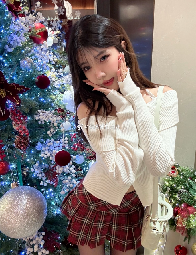 保琳球有点胖微密圈全部付费写真合集