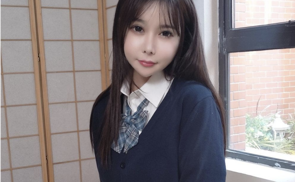 翎梵X亚马逊鲶鱼-微博coser全部作品[写真合集20套][持续更新]