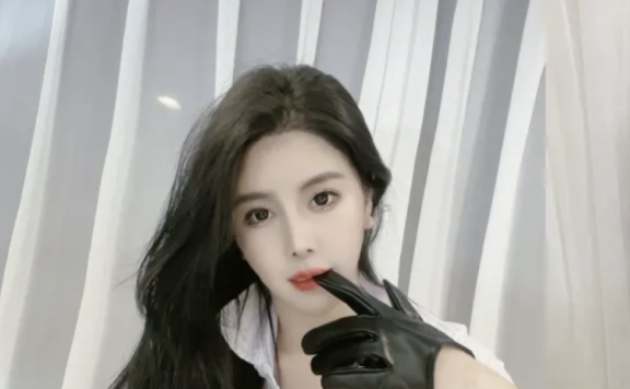 猪小七 – 最新微密圈资源合集