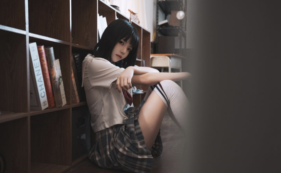 桜桃喵 教室死库水[48P-434M]