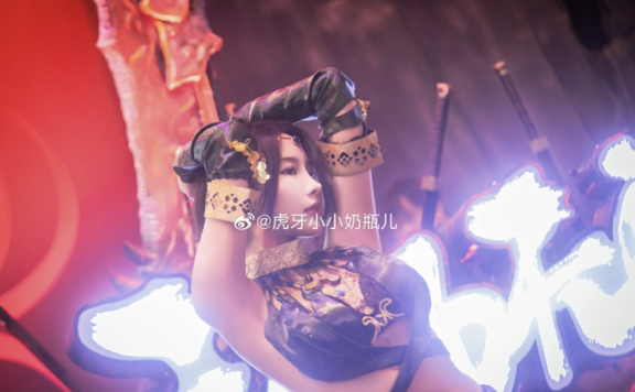 主播小小奶瓶儿定制高清图片合集